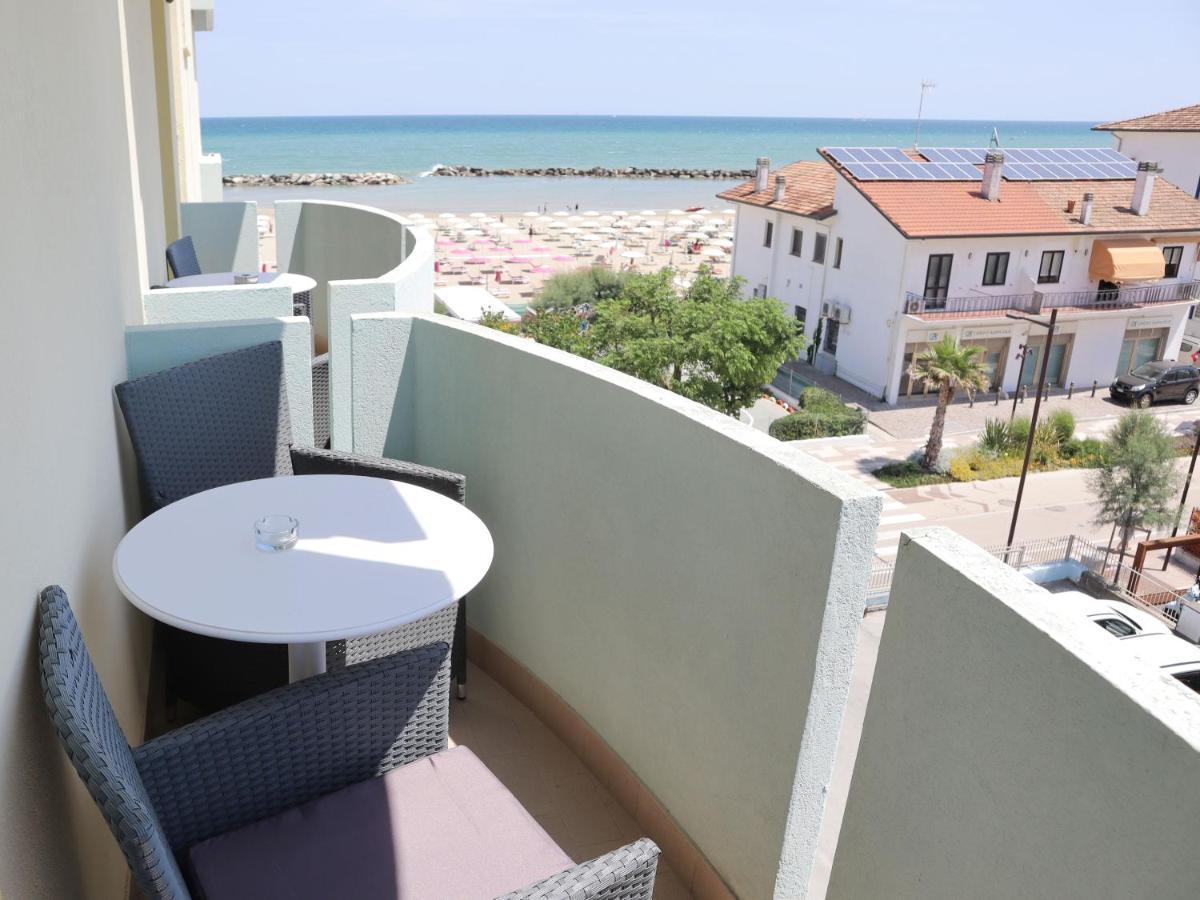 Hotel Graziella Rimini Ngoại thất bức ảnh