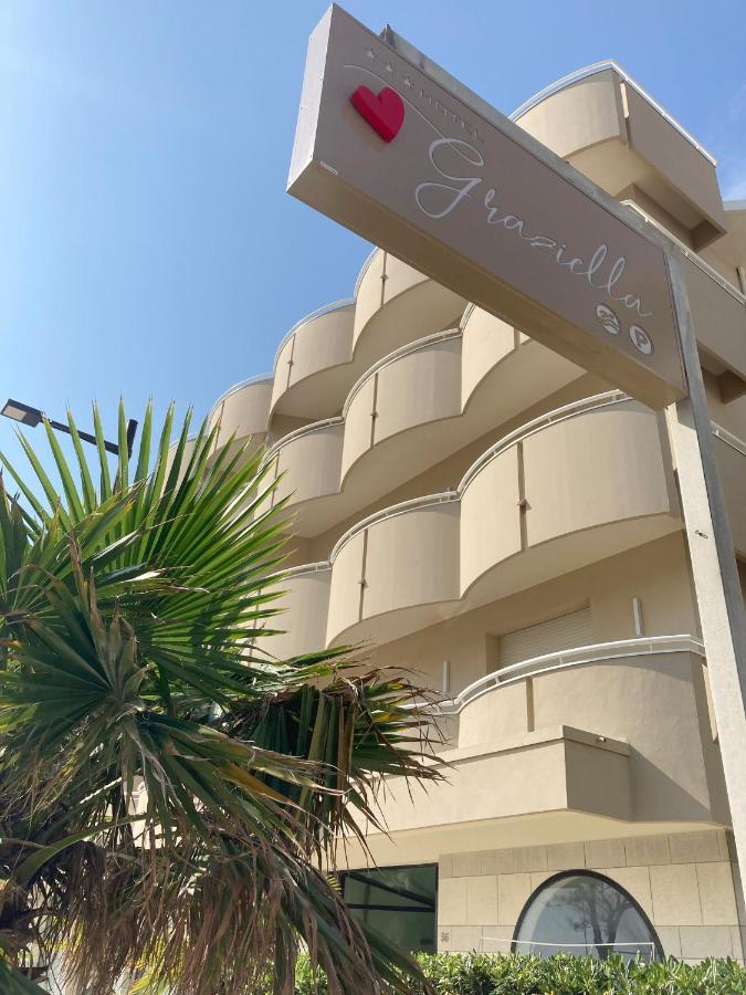 Hotel Graziella Rimini Ngoại thất bức ảnh