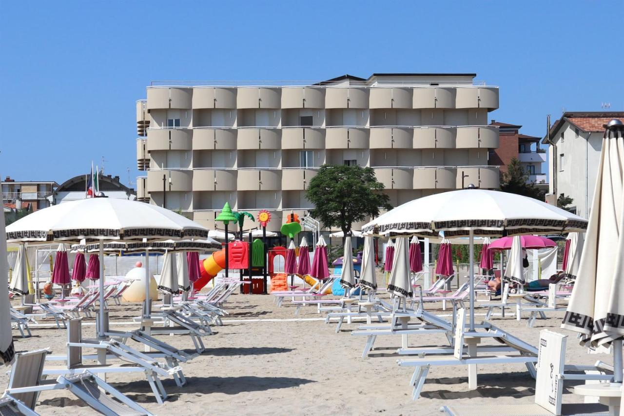 Hotel Graziella Rimini Ngoại thất bức ảnh